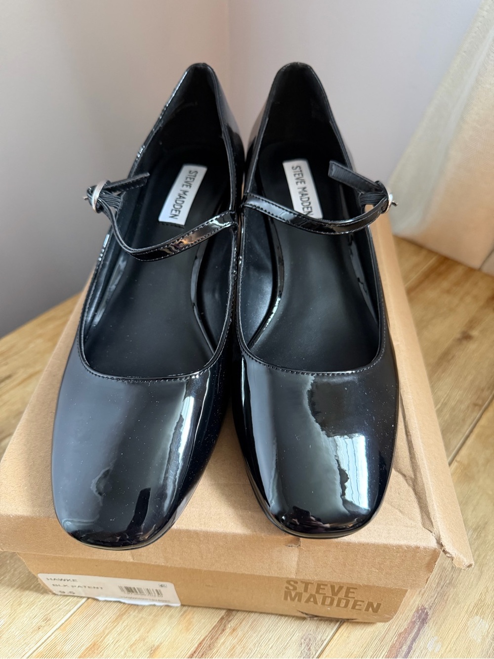 Steve Madden Black Patent Mary Jane Block Heels - Picture 2 of 7